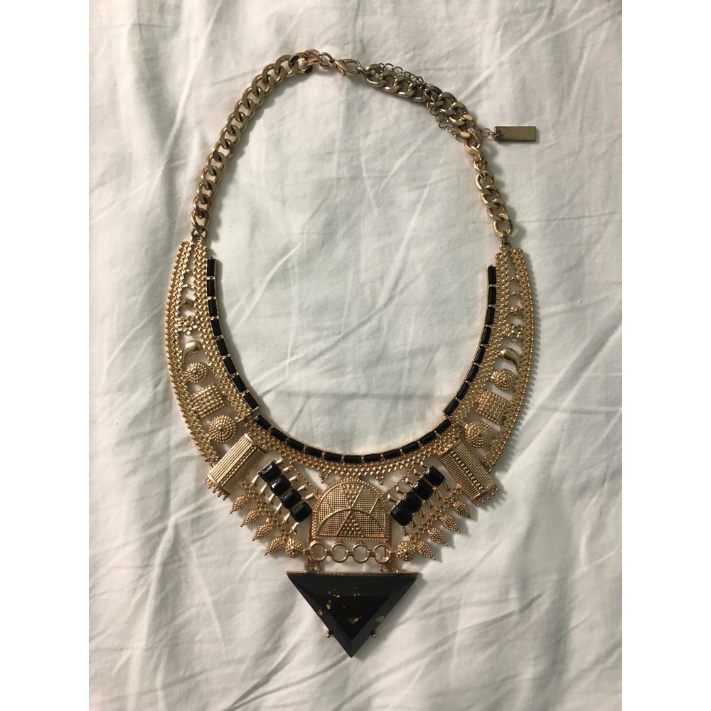 Steve Madden Statement Necklace